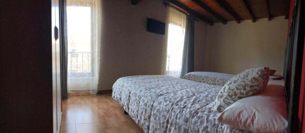 Albergue Ponte Olveira Mazaricos Bagian luar foto